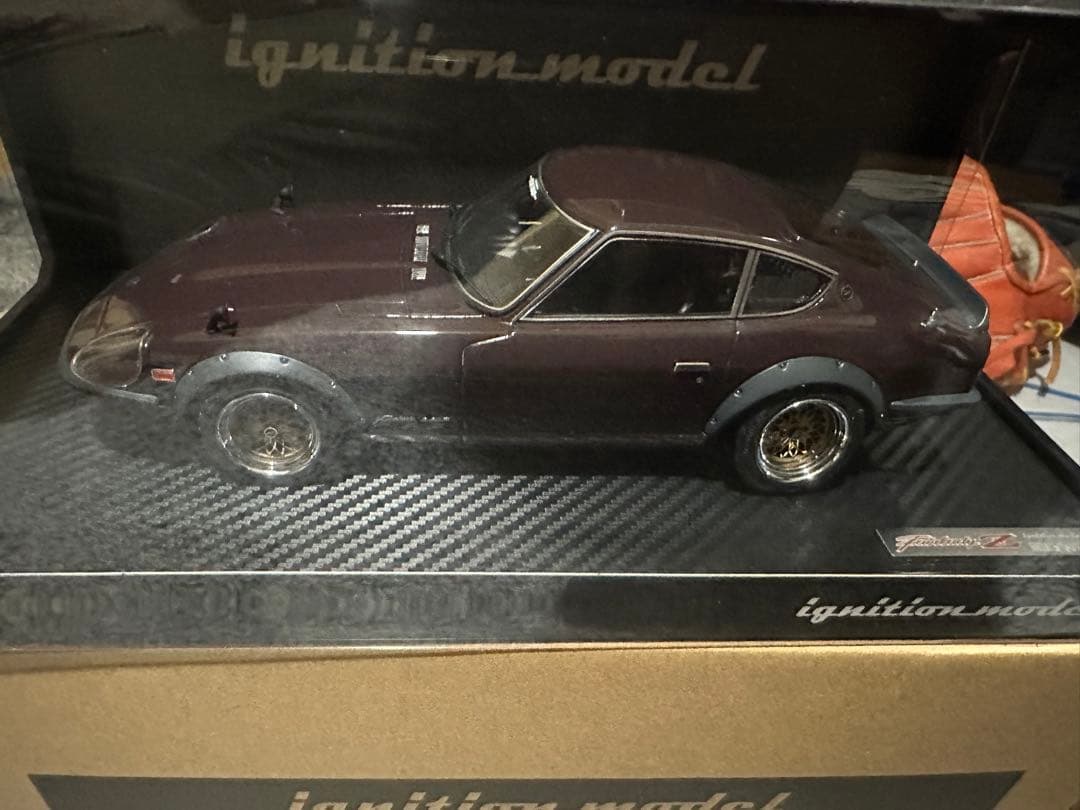 イグニッションモデル1/18フェアレディZ