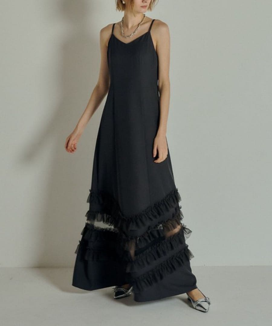 新品✨ エト．ユニヴェール　トランスペアレントヘムセットアップドレス　黒　L