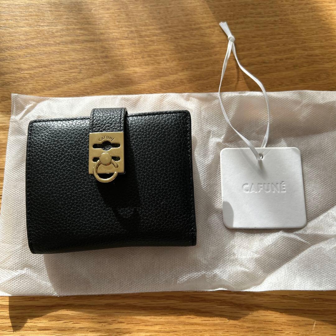 Cafuneブラック二つ折り財布