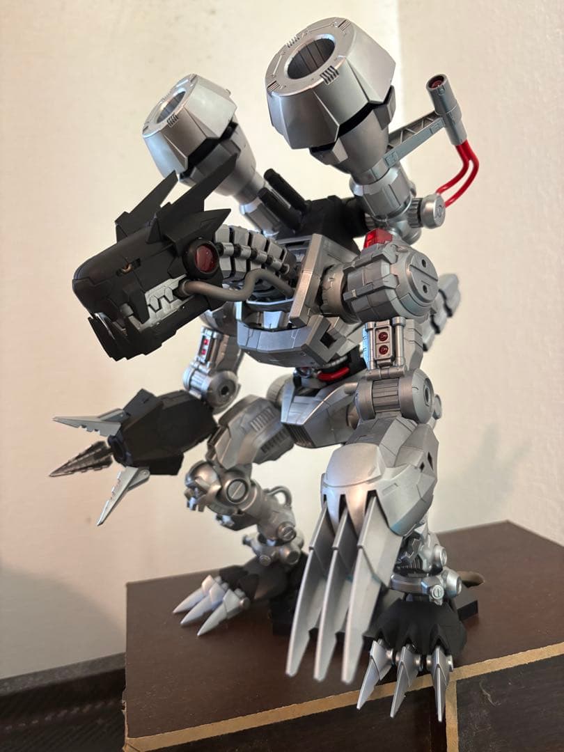 ムゲンドラモン　プラモデル　全塗装