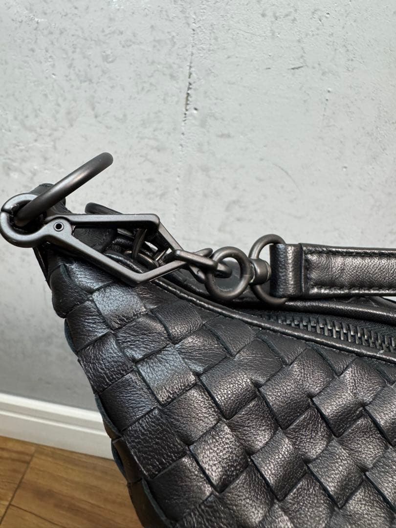 BOTTEGA VENETA ボッテガヴェネタ イントレチャート ショルダー美品