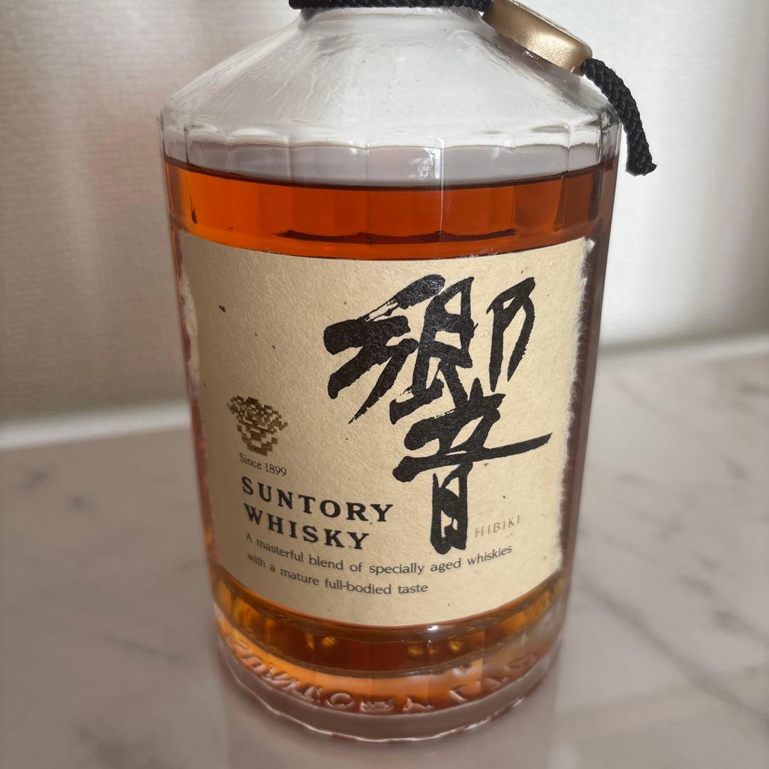 サントリー　響（旧17年）金キャップ向獅子　古酒