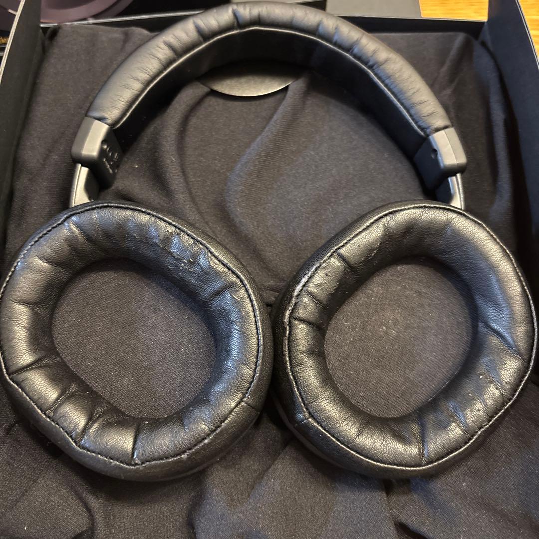 オーディオテクニカ　ATH-WS1100 ヘッドフォン　SOLID BASS