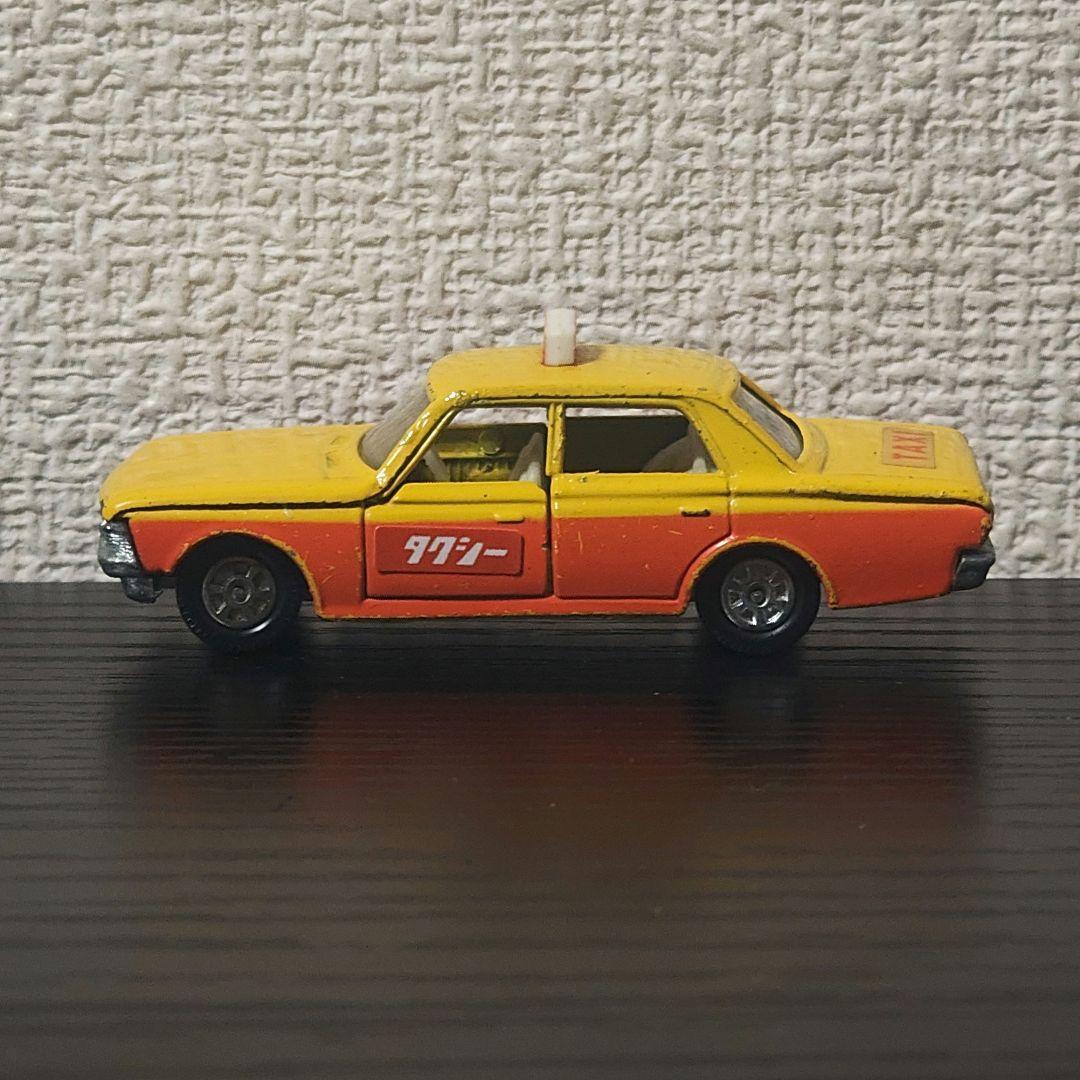 TOMICA　トミカ　クラウン　タクシー　1Dホイール