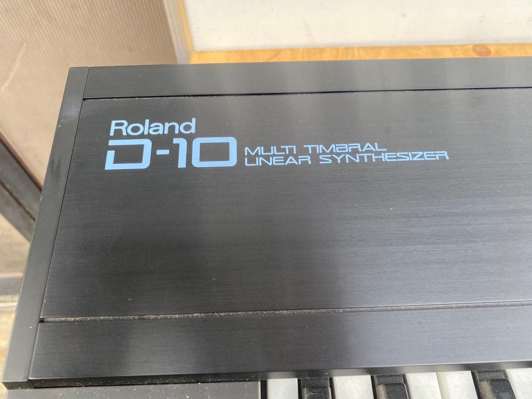 roland d-10 シンセサイザー　ソフトケース付き　中古品