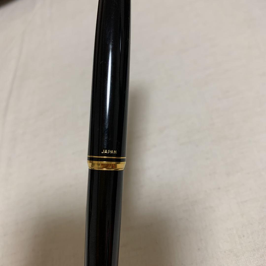 PILOT  セレモ  ブラック<F> 万年筆