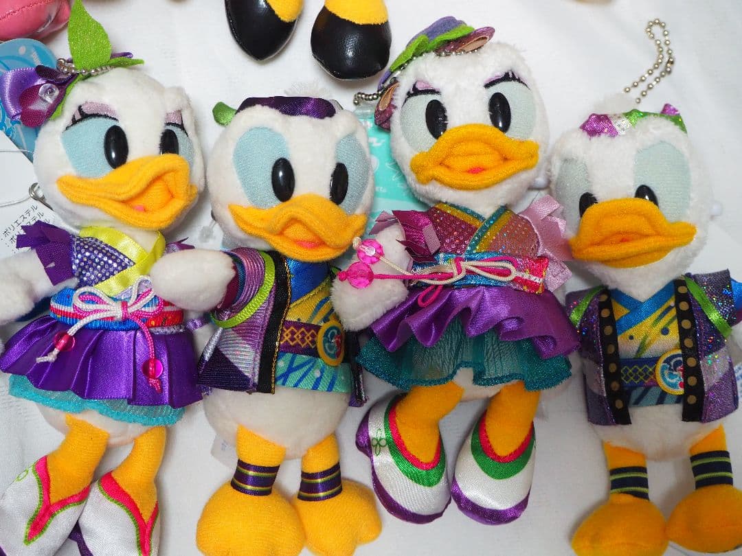 希少　東京ディズニー　ドナルド　デイジー　 ぬいぐるみ バッジ　ウッドチャック