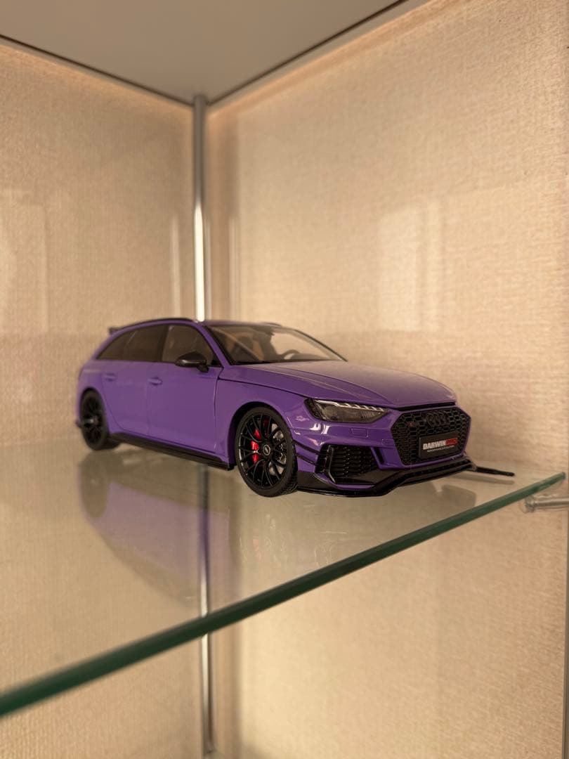 Kilo Works Audi RS4 ミニカー パープル