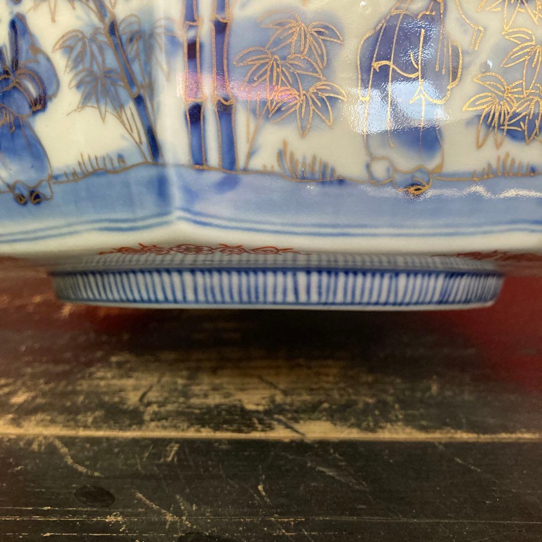 古伊万里　色絵金彩　八角鉢　龍鳳神獣蝶鹿竹林人物図　富貴長春　江戸期