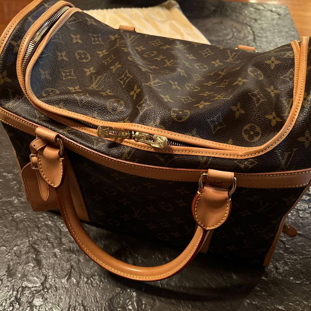 ルイヴィトン　小型犬　猫　キャリーバッグ