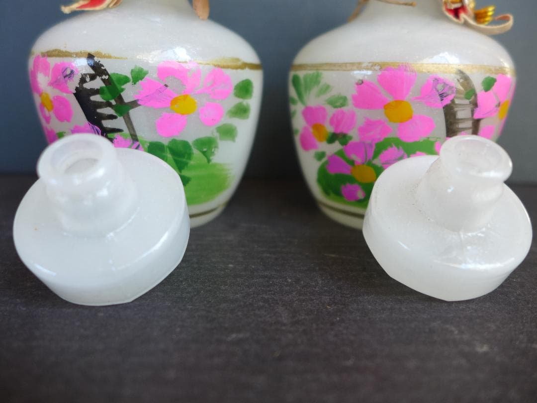 珍品　時代物　戦前　御雛様道具　白酒入れ徳利　乳白ガラス　2点一対　箱付　レトロ