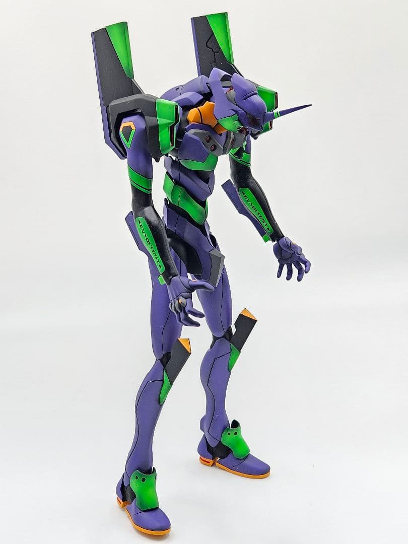 エヴァンゲリオン初号機　塗装完成品