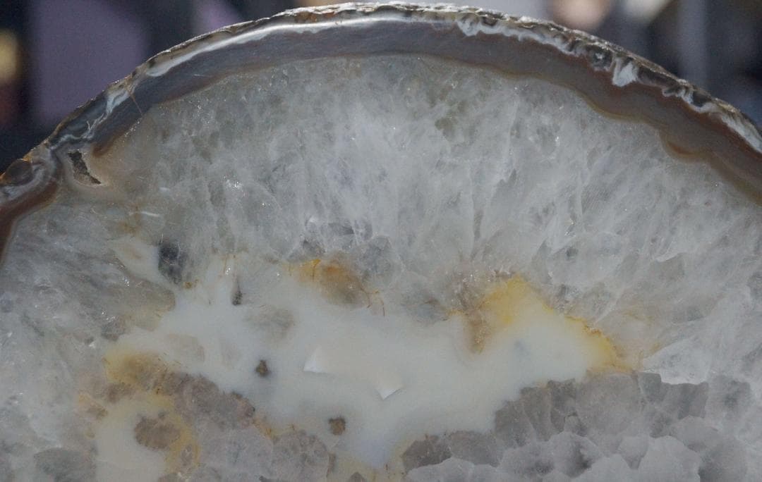 大型瑪瑙メノウ原石置物 アゲート開運 美しい石目 重さ8.2㎏木製台付★時代物★