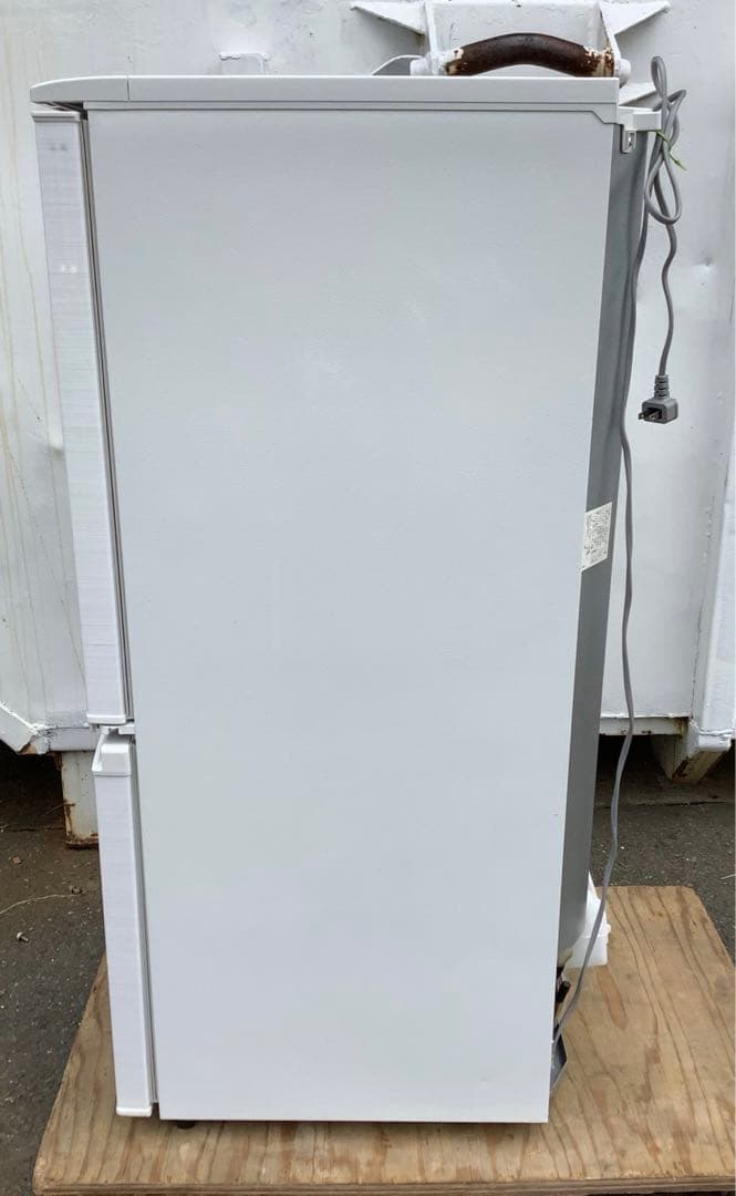 ひまわり 19年製 シャープ 2ドア冷蔵庫 SJ-D14F-W 137L