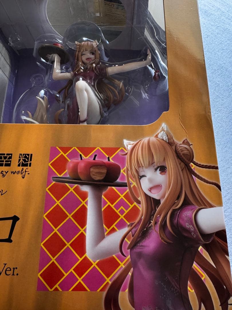 狼と香辛料　ホロ　チャイナ服　フィギュア