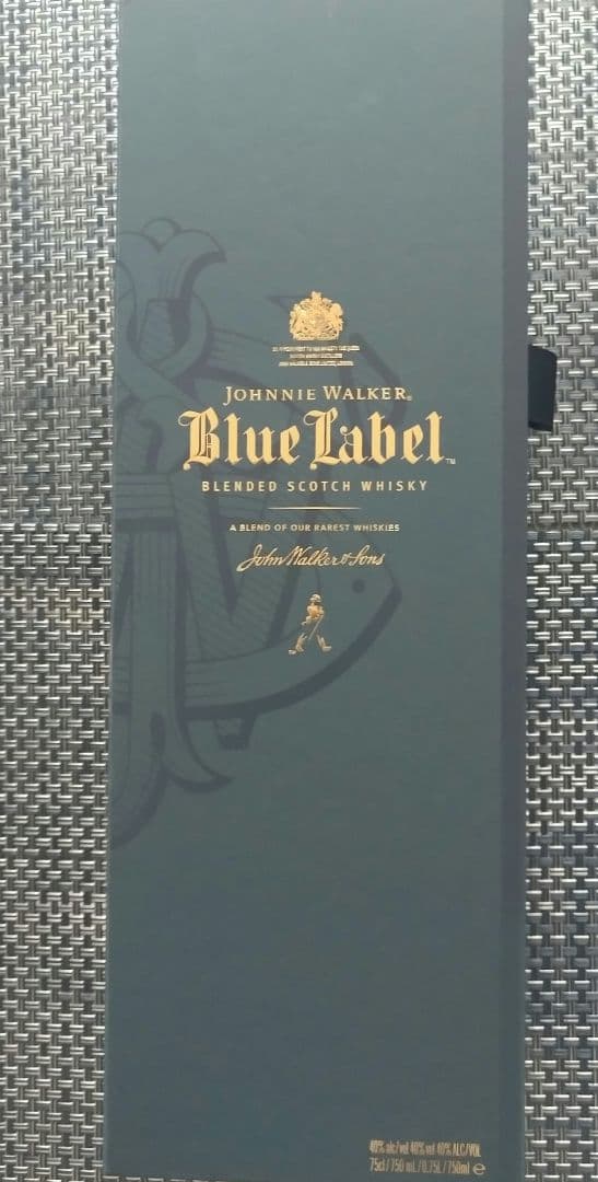 ジョニーウォーカー ブルーラベル 750ml 未開封 箱付き 正規品