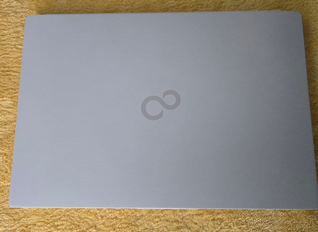 新品 富士通ノートパソコン UUD006U