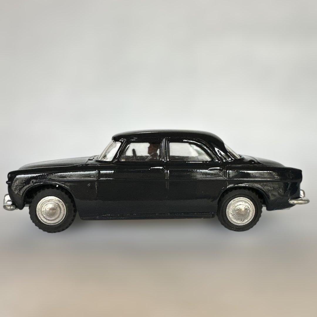 ミニカー ROVER 3LITRE