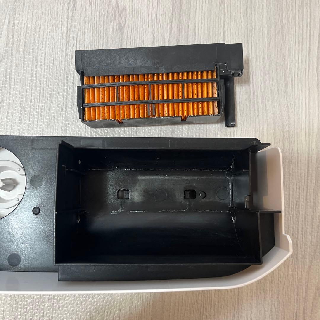 2024年製　シャープ　加湿セラミックファンヒーター