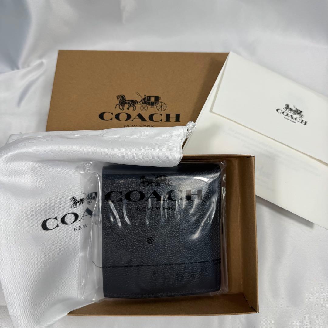 ❤️COACH ブラック 二つ折り財布　黒　レディース　メンズ