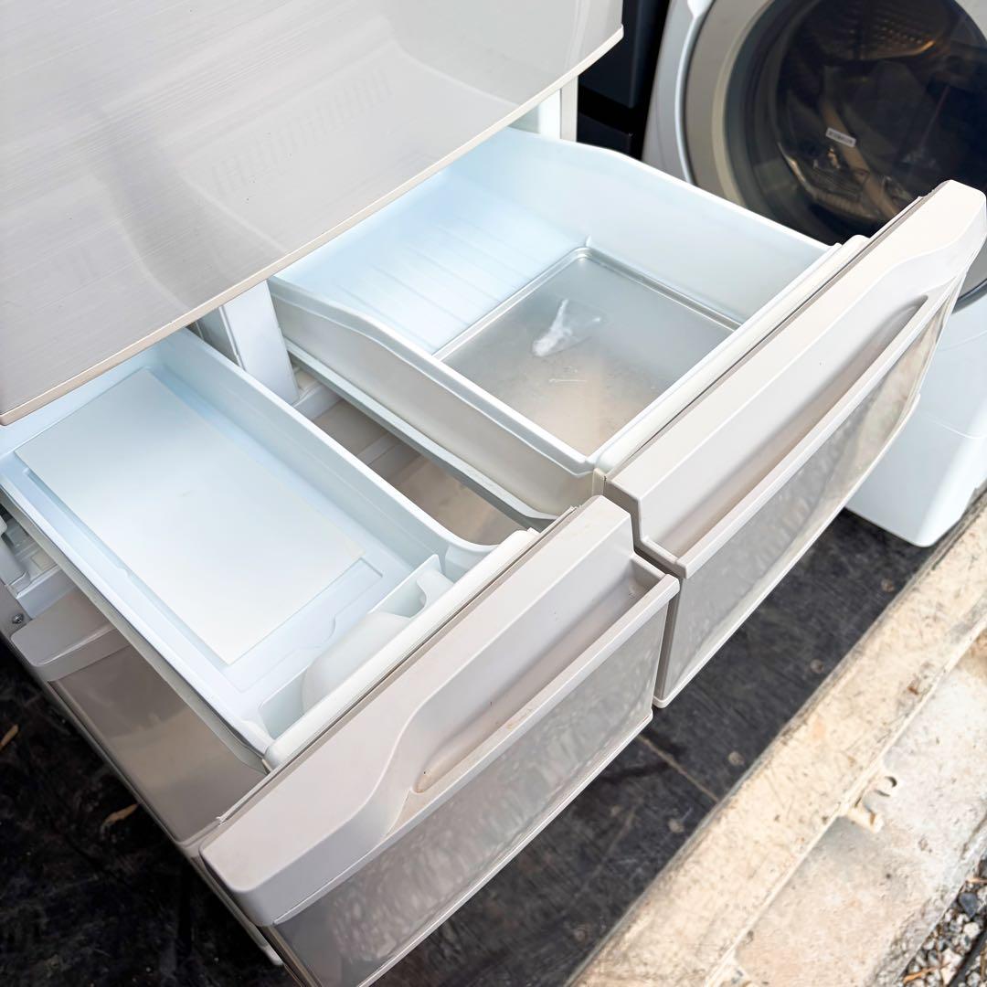 運搬取付無料！シャンパンカラー　純正Pana大容量スリム冷蔵庫！完動品超美品！