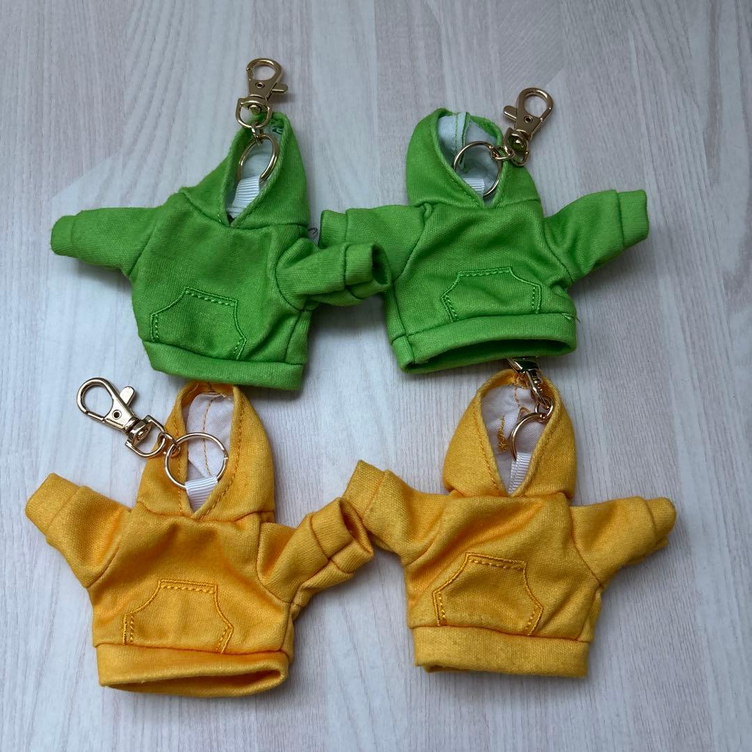 マイクとプーのフード付きキーチェーン