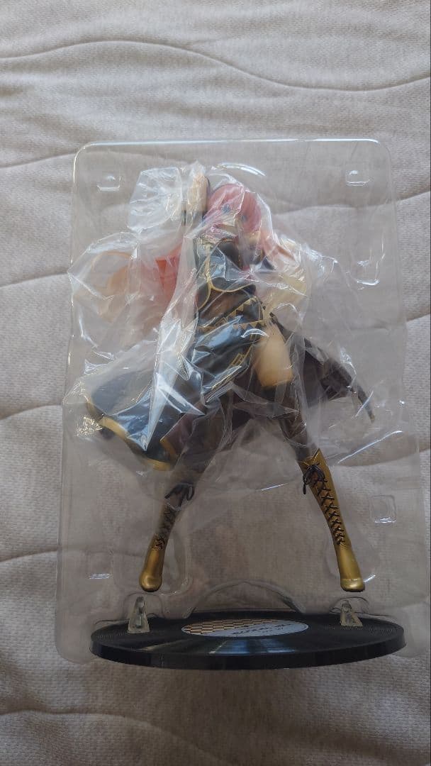 巡音ルカ Tony Ver. フィギュア