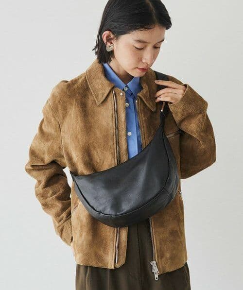 russetソフトレザーラウンドショルダーバッグ