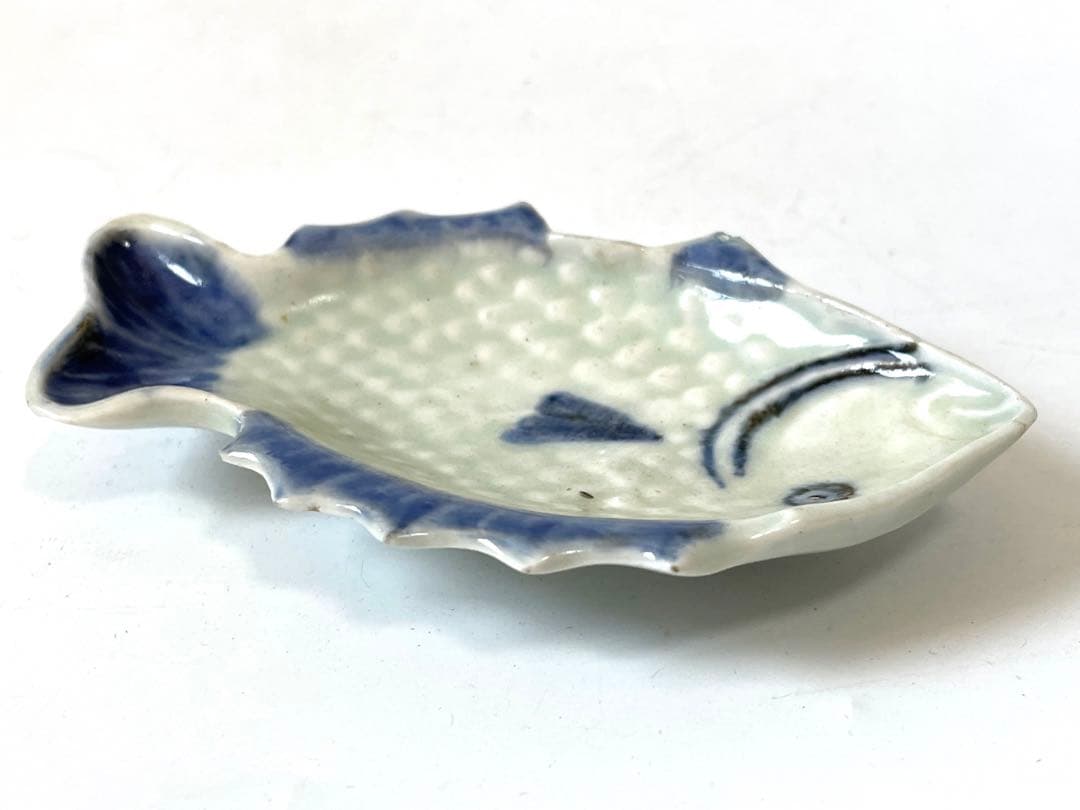 骨董　アンティーク　古伊万里　染付　魚形　変形皿　豆皿　魚皿　箸置き