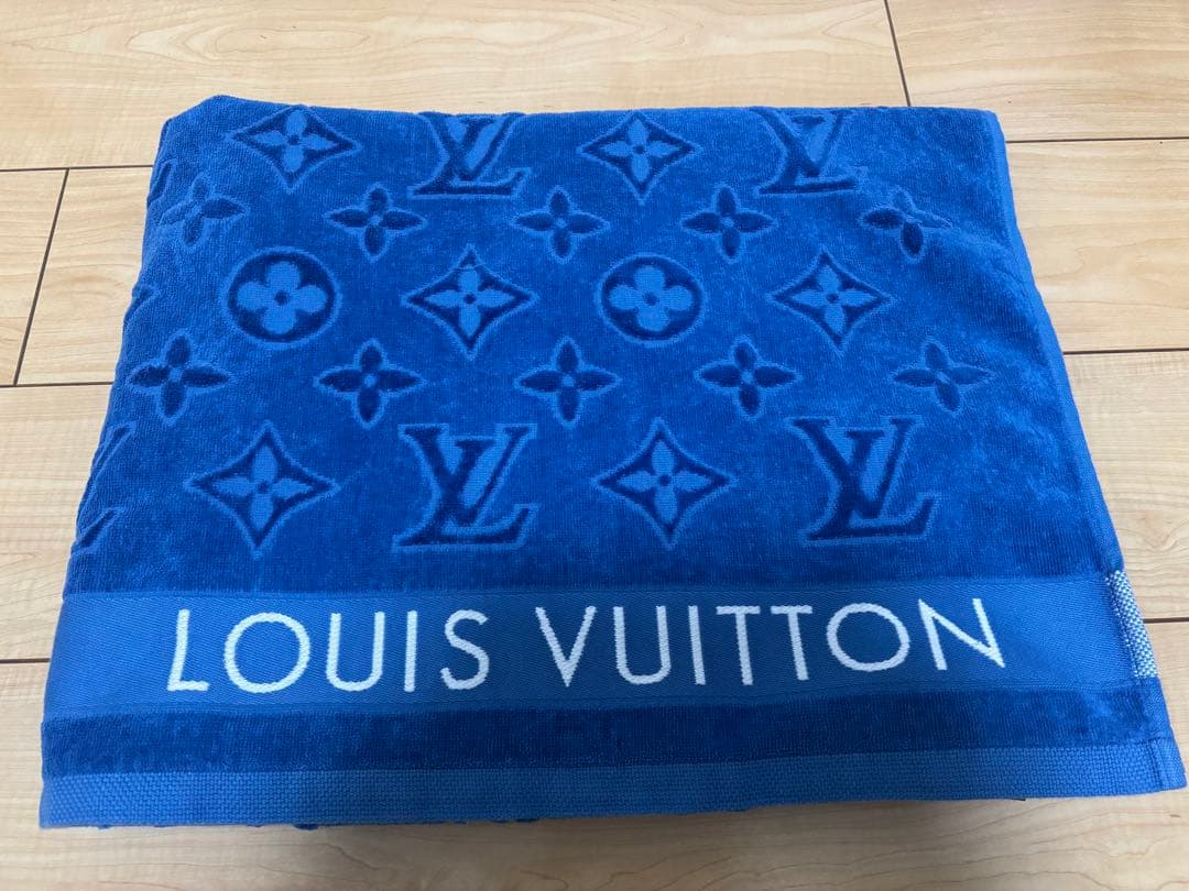 LOUIS VUITTON バスタオル 青
