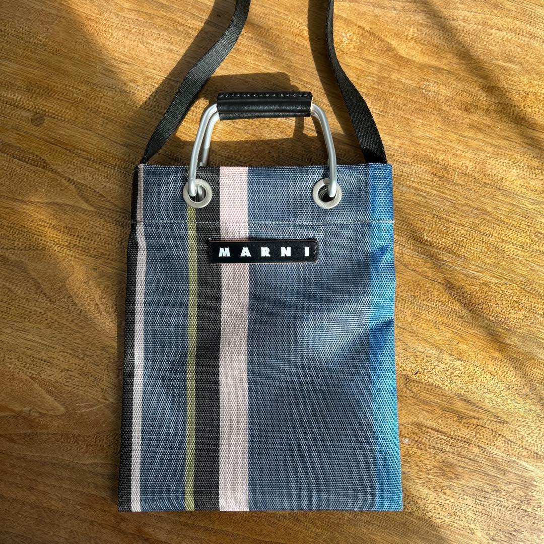 未使用✴︎MARNI ストライプ サコッシュ バッグ
