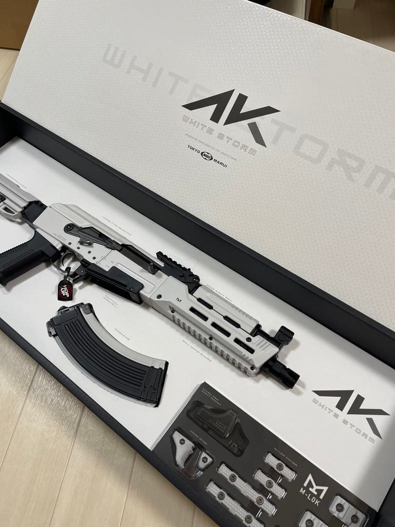 【美品】東京マルイ　次世代電動ガン AK ホワイトストーム