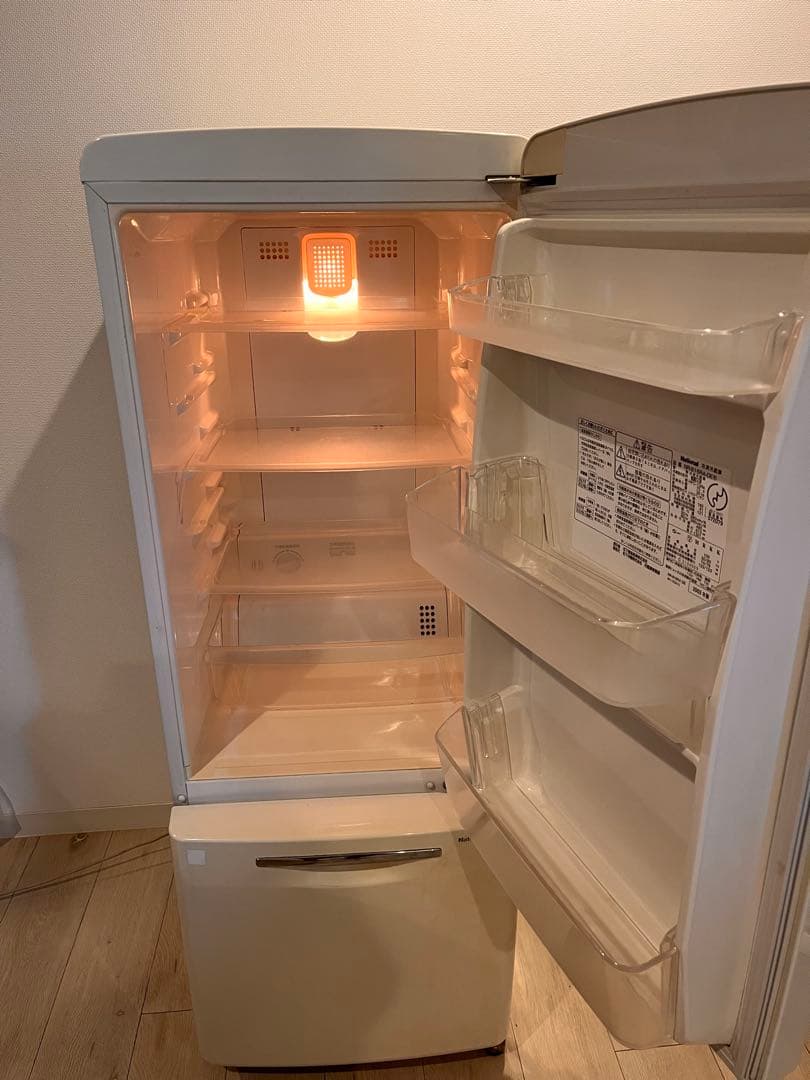 ナショナル　レトロスタイル ホワイト冷蔵庫