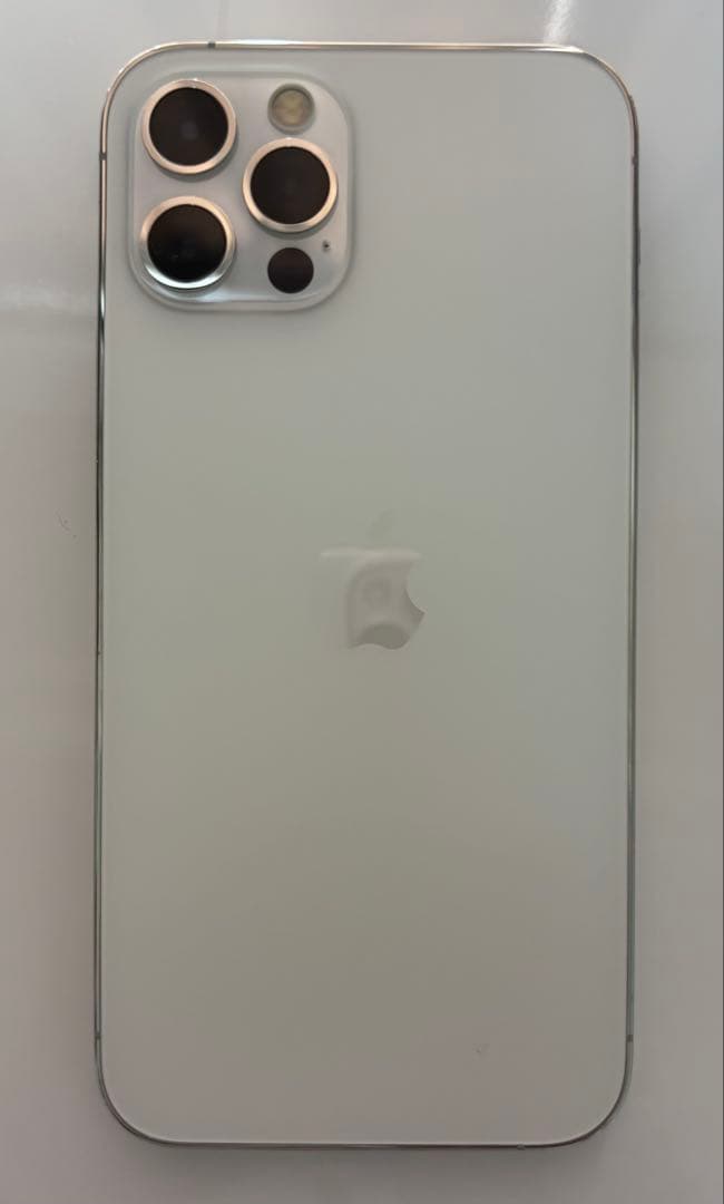 〈美品〉Apple iPhone 12 Pro /128GB/シルバー