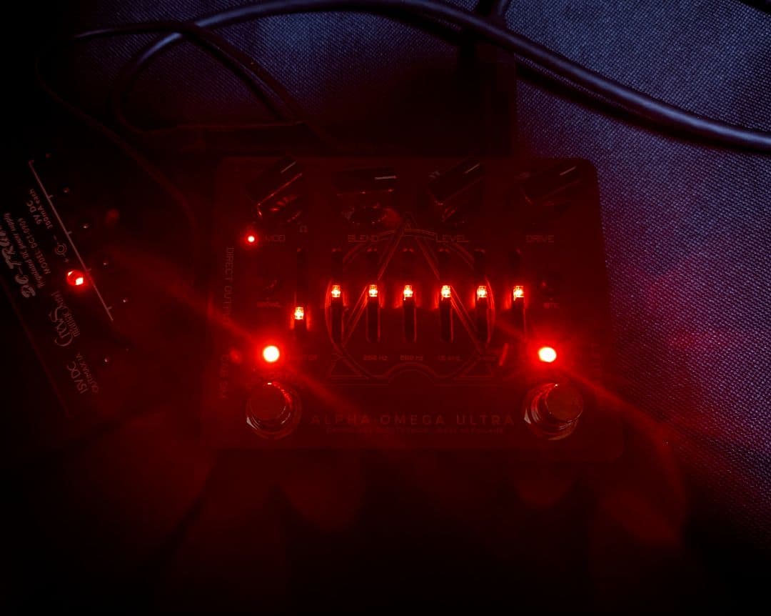 Darkglass ALPHA OMEGA ULTRA ディストーション