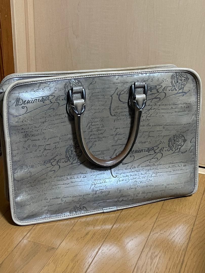 【稀少】ベルルッティ アンジュール カリグラフィースクリットレザー パティーヌ