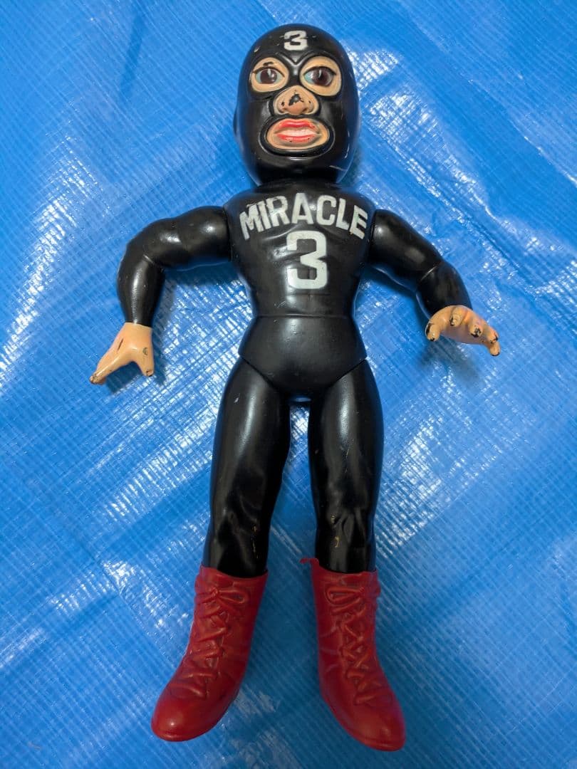 タイガーマスク　Miracle3 ソフビ