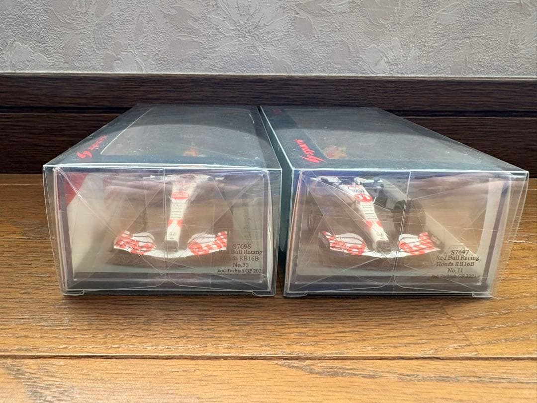 spark F1 レッドブル RB16Bありがとう HONDA 2点セット