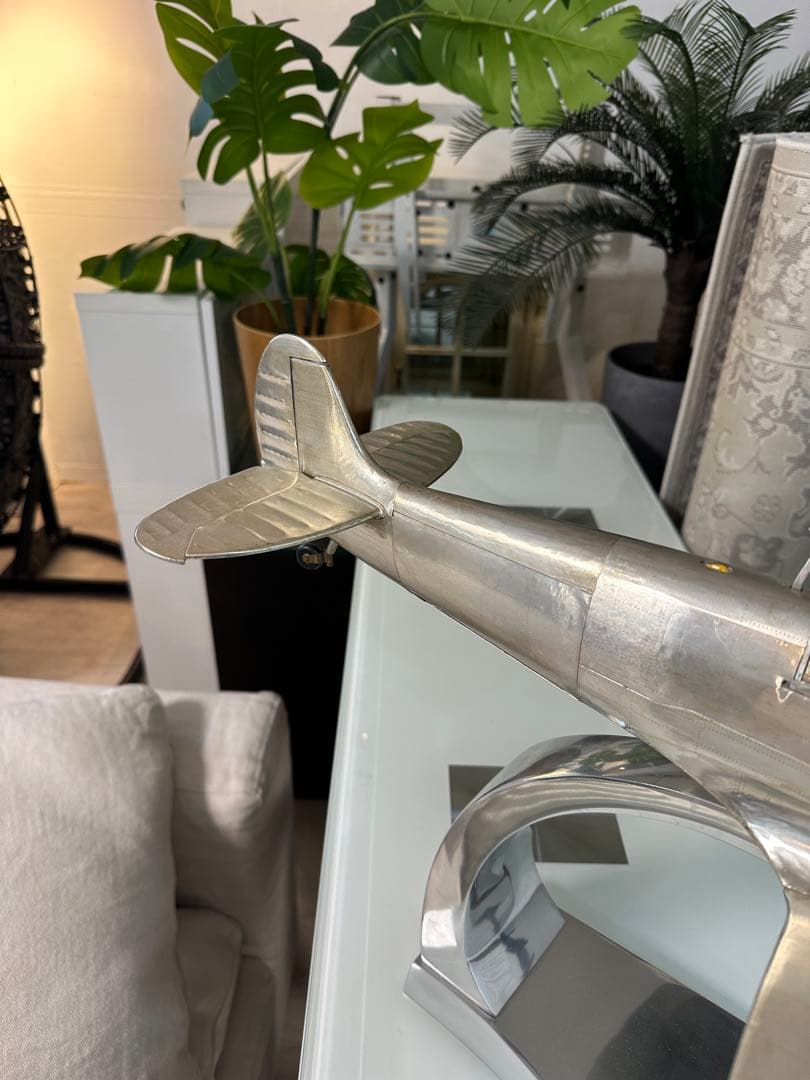 【東京23区配送無料】定価20万円　模型　アルミ　飛行機　卓上　スピットファイア