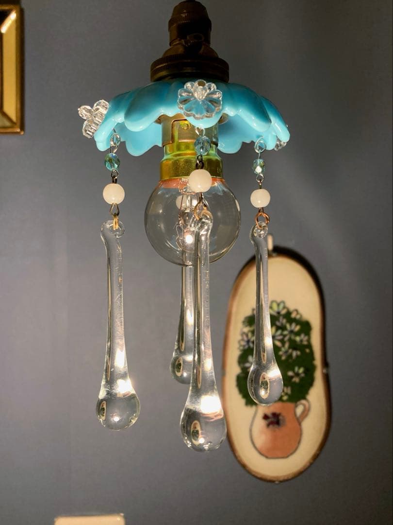 ミニシャンデリア　19世紀　アンティーク　オパールセント　シェード