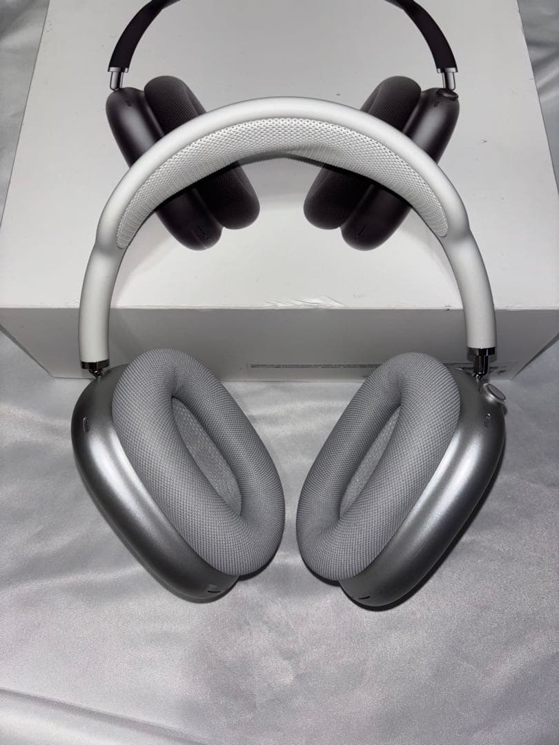 AirPods Maxシルバー 本体+外箱（ケースなし）