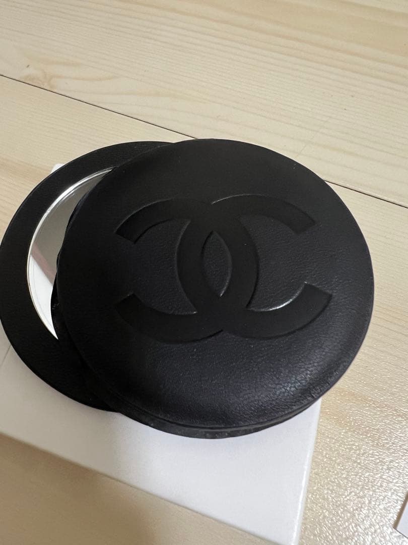 シャネル　CHANEL ミラー　超レア　ノベルティ　手鏡　限定