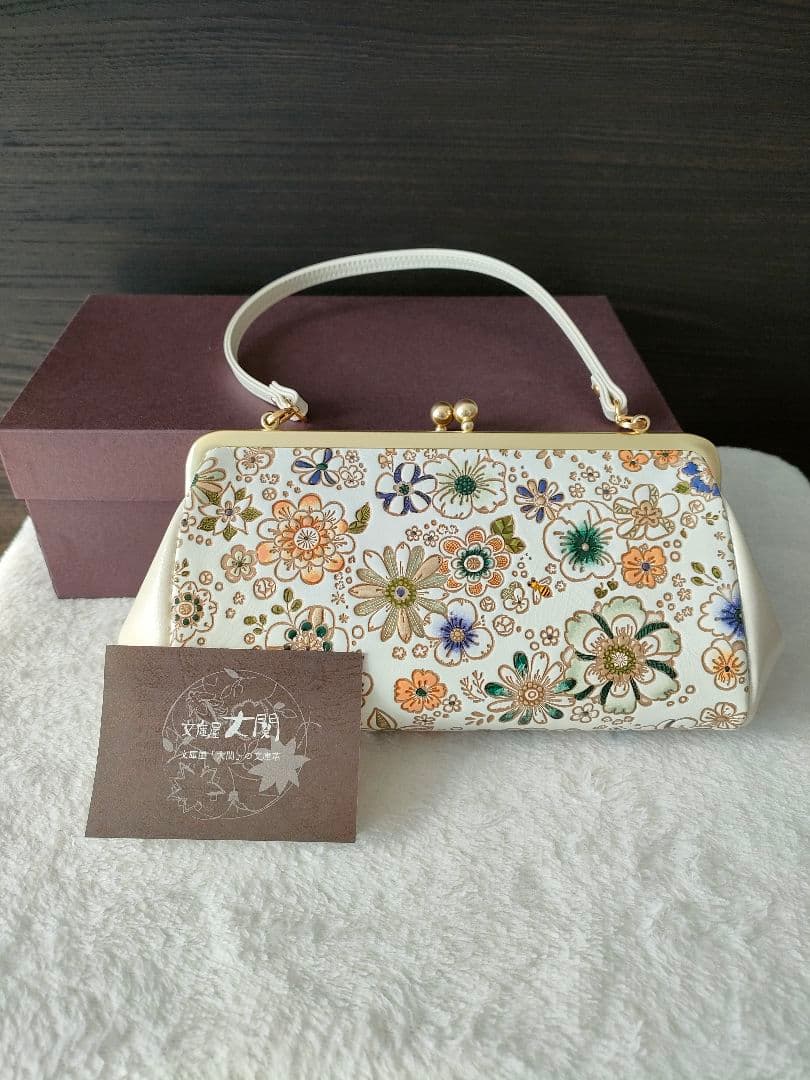 がま口バッグ　みつばち　文庫屋大関　ハンドルクラッチ