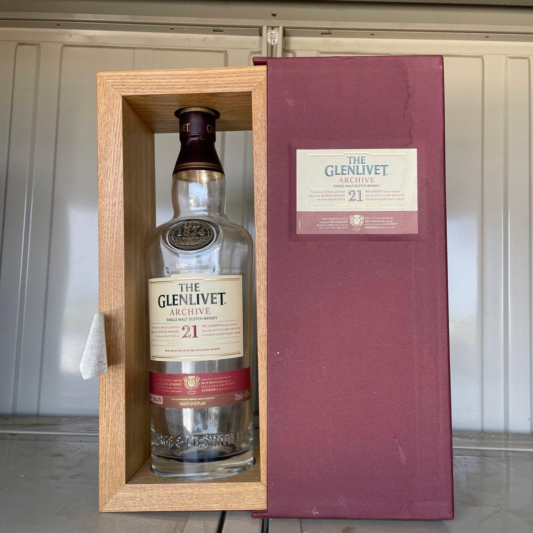 THE GLENLIVET ARCHIVE 21年ウイスキー　空き瓶あり