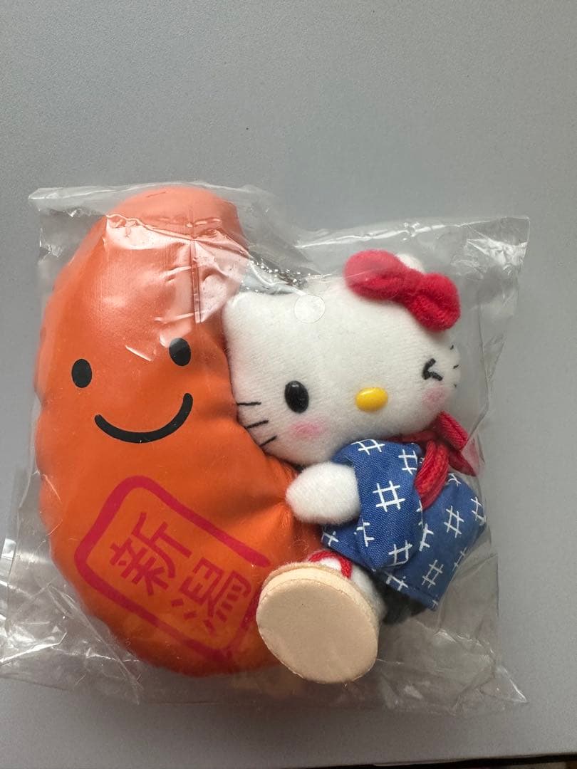 レア　ご当地キティ　新潟柿の種キティ