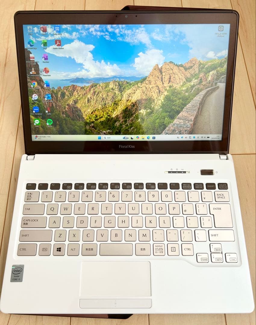 希少 富士通 Corei5 8GB SSD 500GB Office2024