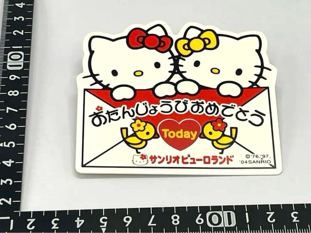 ハローキティ 誕生日 ハッピーバースデー サンリオピューロランド ピンバッジ