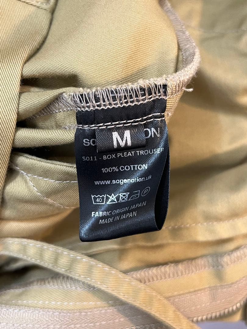 パンツ SAGE NATION BOX PLEAT TROUSER SAND