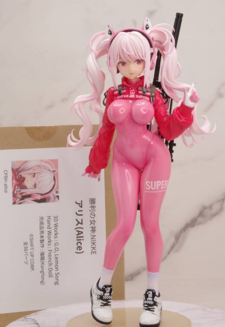 勝利の女神：NIKKE　アリス　ガレージキット塗装済み完成品　美彩工房様制作品