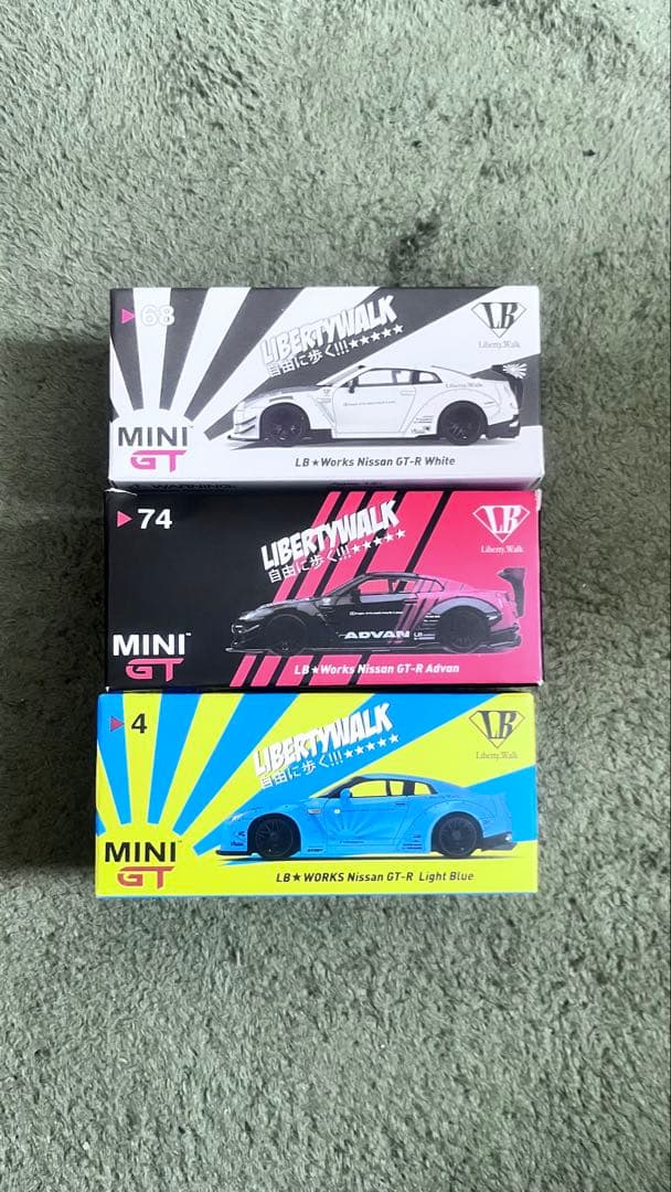 mini gt LIBERTY WALK (R35) 3台セット